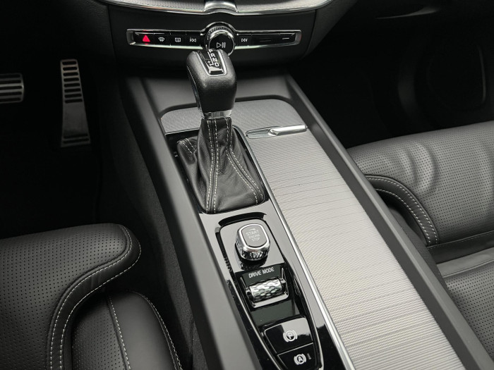 Volvo XC60 T6 AWD R-DESIGN POLESTAR AUT