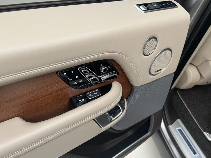 Land Rover Range Rover 5.0 V8 AUTOBIOGRAPHY APPROVED 5.0 V8