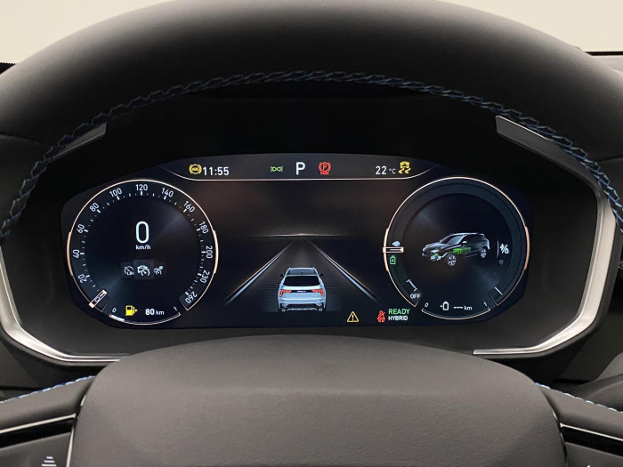 Lynk & Co 01 PHEV DCT AUT 1.maj REZERVACE