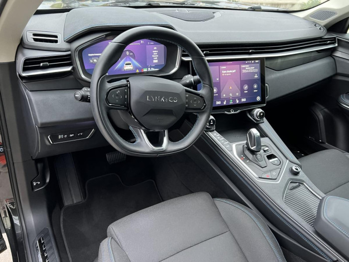 Lynk & Co 01 PHEV DCT Aut 1.maj.