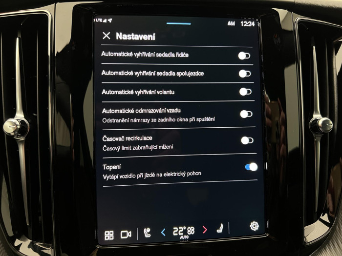 Volvo XC60 T6 AWD RECHARGE BLACK EDITION 2.0 Edition