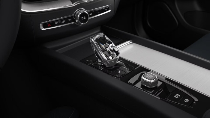 Volvo XC60 T6 AWD AUT DARK PLUS
