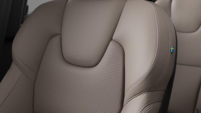 Volvo XC90 T8 AWD RECHARGE DARK ULTRA 7m