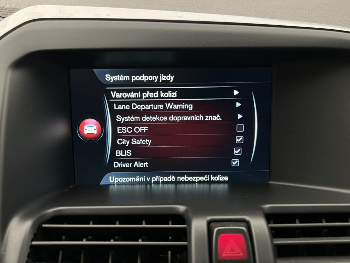 Volvo XC60 D5 AWD SUMMUM AUT CZ 2.4 d Summum