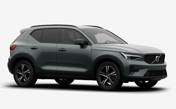 Volvo XC40 B3 AUT DARK PLUS