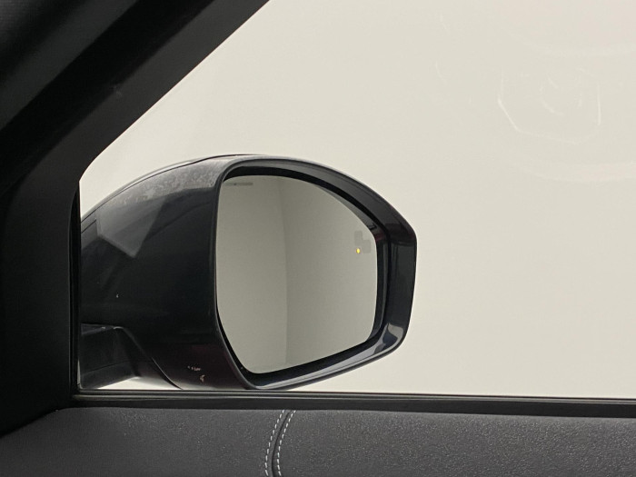 Land Rover Range Rover Evoque 2.0 TD4 DYNAMIC REZERVACE 2.0 TD Dynamic