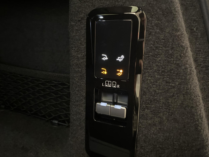 Land Rover Range Rover Sport D250 DYNAMIC SE AWD REZERVACE 3.0 d Dynamic SE