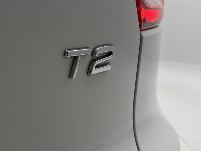 Volvo XC40 T2 MOMENTUM AUT CZ 1.5 Momentum