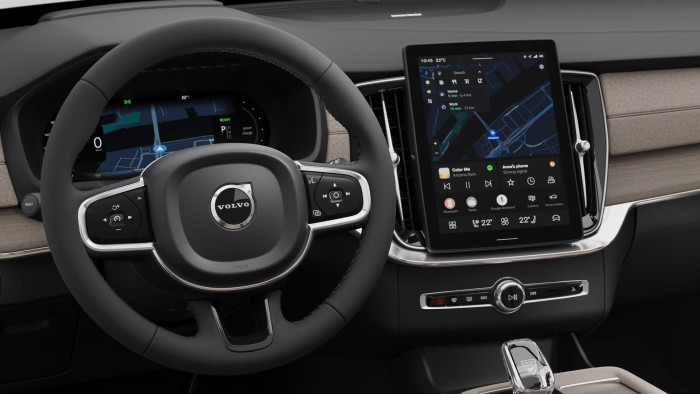 Volvo XC90 T8 AWD RECHARGE PLUS DARK AUT