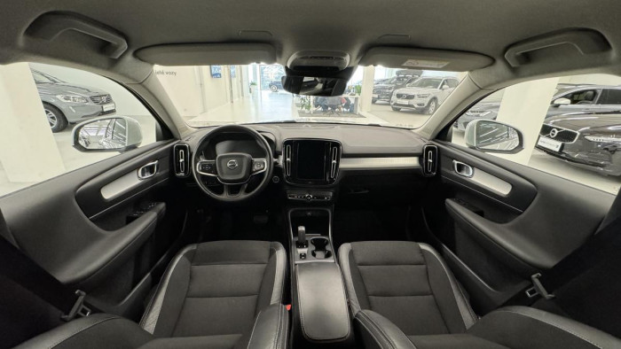 Volvo XC40 T5 TWIN ENGINE REZERVACE