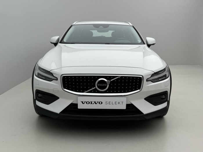 Volvo V60 CROSS COUNTRY B4 AWD Aut 1.maj