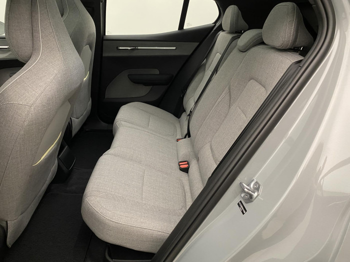 Volvo EX30 PURE ELECTRIC TWIN AWD ULTRA