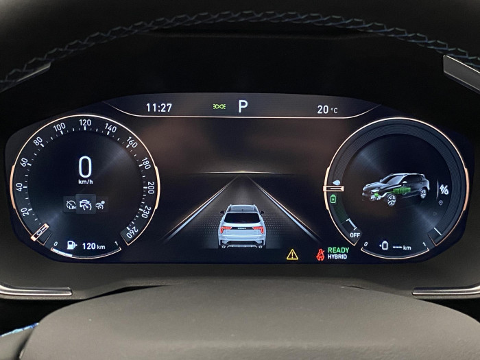 Lynk & Co 01 PHEV DCT REZERVACE