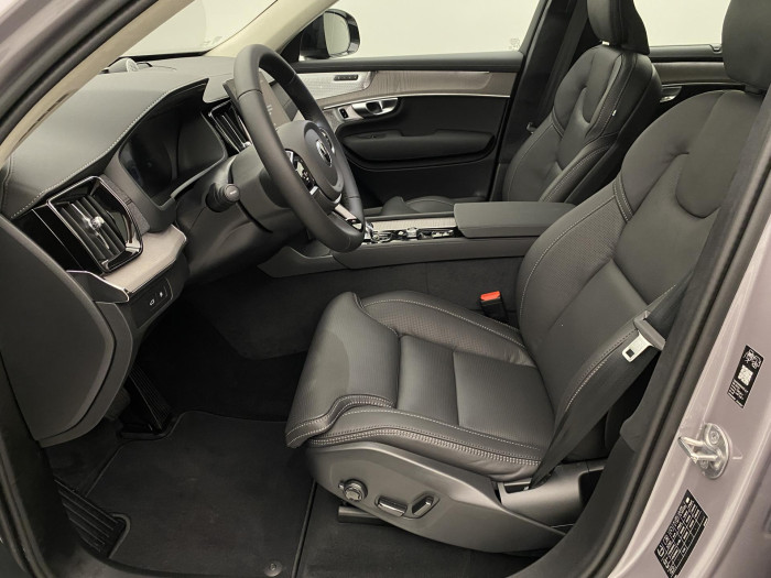 Volvo XC90 T8 AWD RECHARGE DARK ULTRA 7