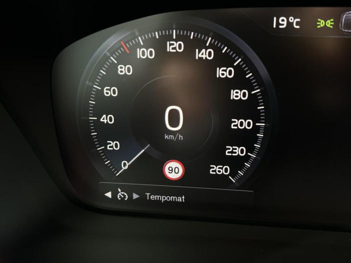 Volvo XC40 D3 AWD MOMENTUM Aut 1.maj. 2.0 d Momentum