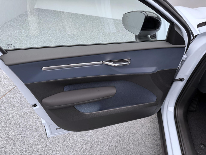 Volvo EX30 PURE ELECTRIC EXTENDED CORE