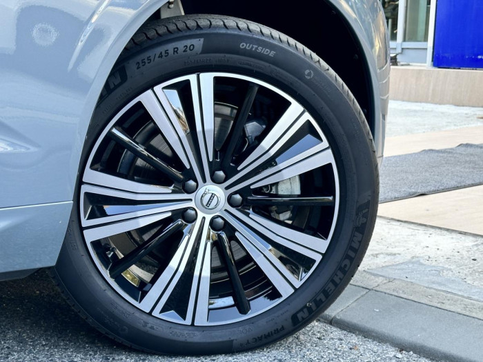 Volvo XC60 B4 AWD BRIGHT PLUS AUT 2.0 Plus