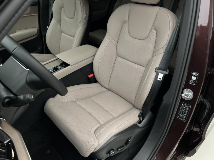 Volvo XC90 B5 AWD DARK PLUS AUT