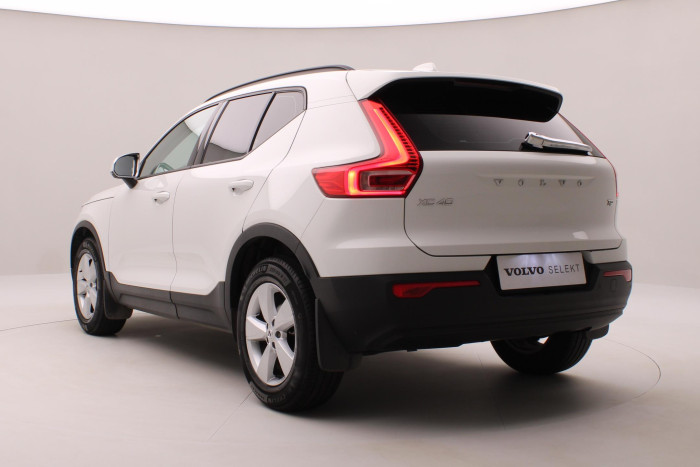 Volvo XC40 T2 MOMENTUM AUT CZ 1.5 Momentum