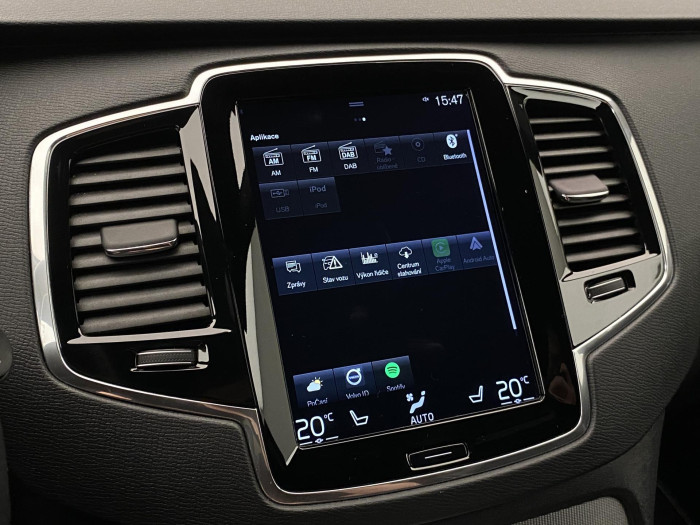 Volvo XC90 T6 AWD R-DESIGN AUT REZERVACE