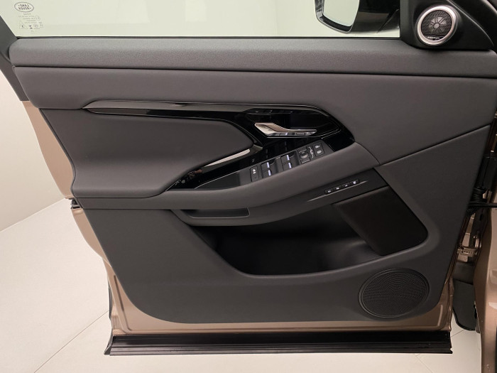 Land Rover Range Rover Evoque D165 R-DYNAMIC SE  AWD AUT 2.0 d Dynamic SE