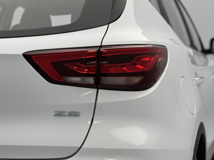 MG ZS 1.0T EXCLUSIVE AUT CZ 1.maj. 1.0 Exclusive