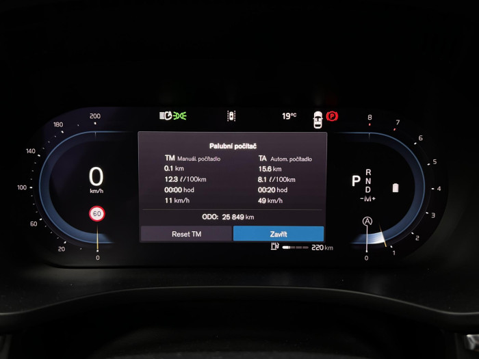 Volvo XC60 B5 AWD DARK ULTIMATE Aut 1.maj