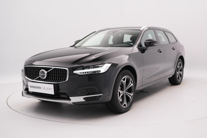 Volvo V90 CC B4 AWD PLUS AUT CZ 1.maj.