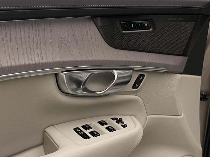 Volvo XC90 B5 AWD AUT BRIGHT ULTRA 7míst