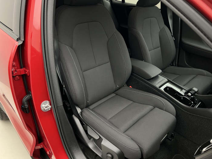 Volvo C40 RECHARGE CORE SINGLE MOTOR AUT
