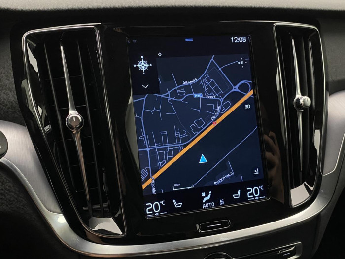 Volvo V60 D3 MOMENTUM REZERVACE 2.0 d Momentum