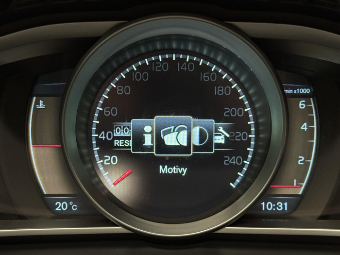 Volvo V40 CC T5 AWD SUMMUM AUT CZ 2.5 CC CC Summum