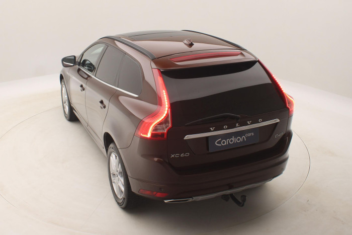 Volvo XC60 D4 AWD MOMENTUM REZERVACE 2.4 d Momentum