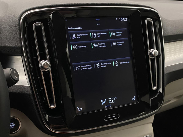 Volvo XC40 T3 MOMENTUM REZERVACE 1.5 Momentum