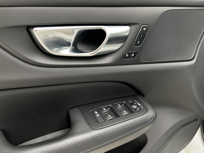 Volvo V60 B4 INSCRIPTION AUT