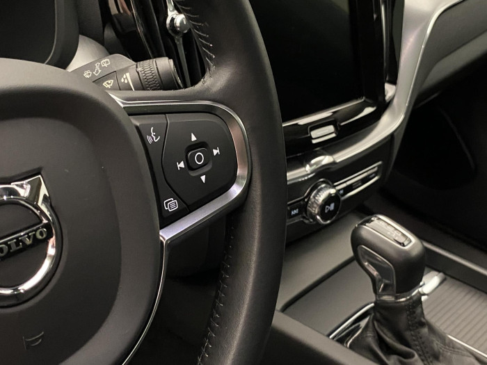 Volvo XC60 T4 MOMENTUM AUT 1.maj 2.0 Momentum