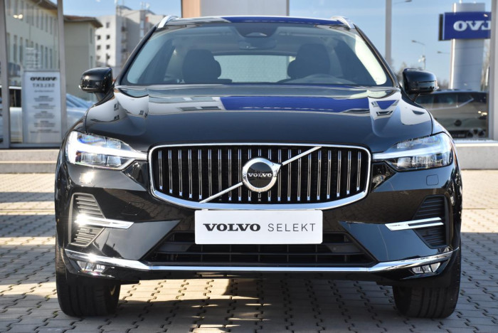 Volvo XC60 B4 AWD PLUS AUT REZERVACE 2.0 Plus