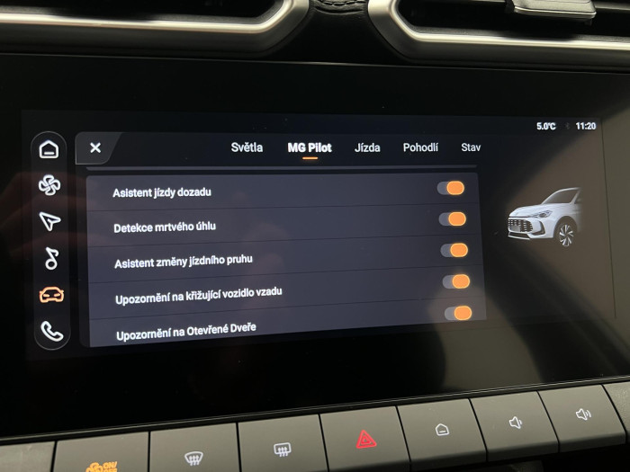 MG ZS 1.5 EXCITE CZ 1.maj.