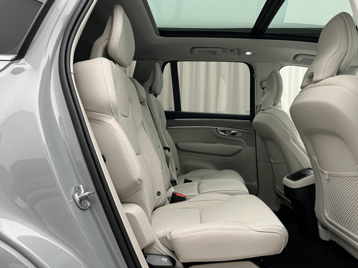 Volvo XC90 B5 AWD AUT BRIGHT PLUS 7-míst