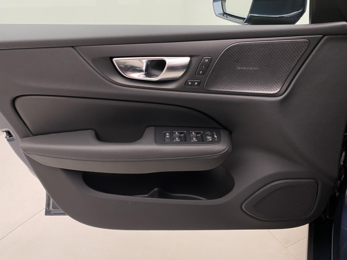 Volvo V60 B4 AUT BRIGHT PLUS