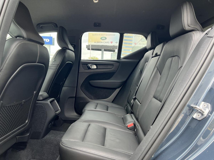 Volvo XC40 D3 INSCRIPTION 1.maj REZERVACE 2.0 d