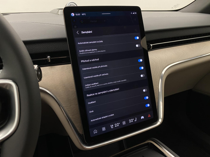 Volvo EX90 PURE ELECTRIC TWIN ULTRA 7míst