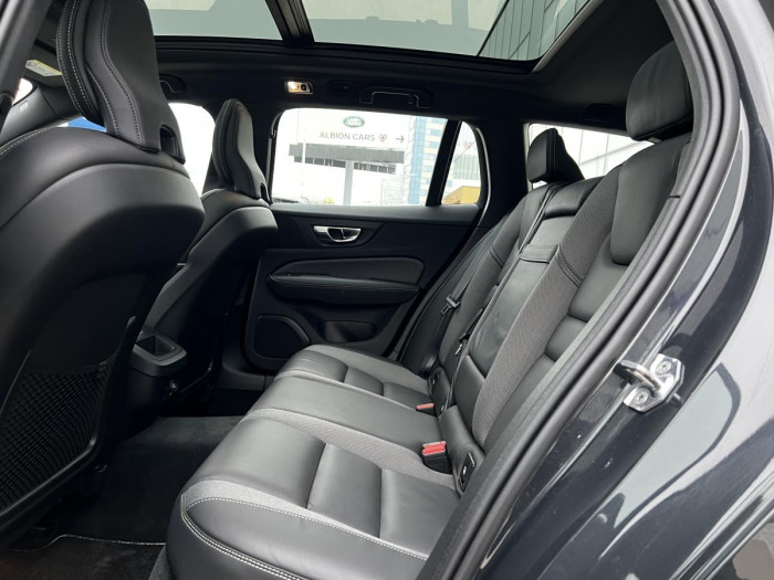 Volvo V60 T4 R-DESIGN AUT 1.maj.