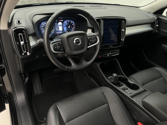 Volvo XC40 T3 MOMENTUM PRO AUT 1.maj. 1.5 Momentum