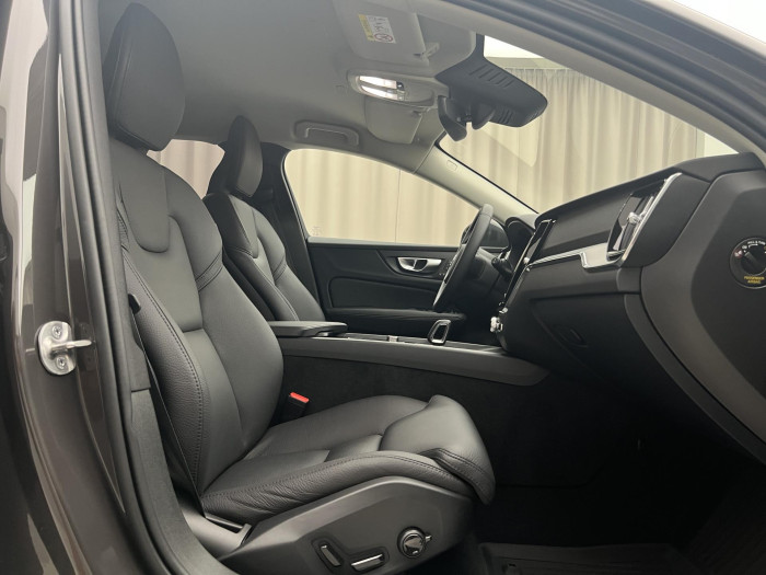 Volvo V60 CC B5 AWD PLUS BRIGHT AUT