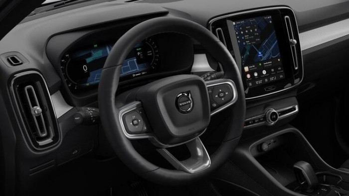 Volvo XC40 B3 DARK PLUS AUT