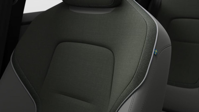 Volvo EX30 PURE ELECTRIC AWD TWIN PLUS