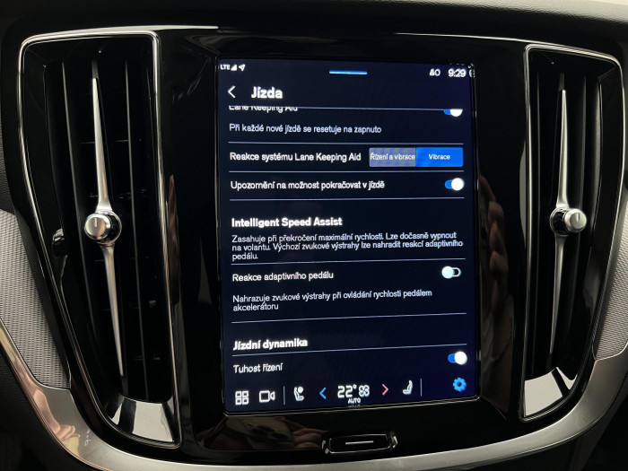 Volvo V60 CC B5 AWD PLUS BRIGHT AUT