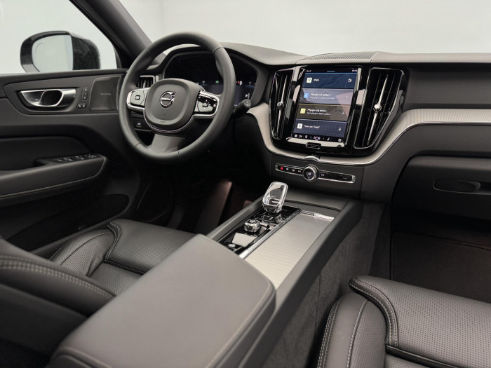 Volvo XC60 B5 AWD BLACK EDITION AUT 2.0 Edition