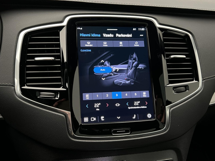 Volvo XC90 B5 AWD ULTIMATE DARK 7MÍSTNÁ